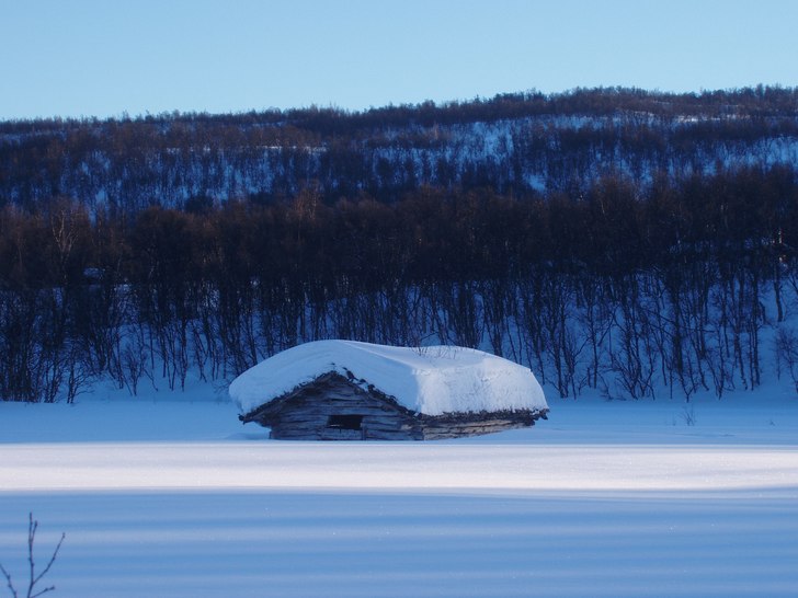 Foto: ?. Åkare: ett hus.