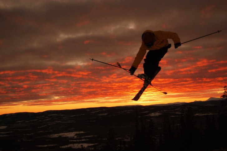 360 graders snurr med handpåläggning som senare . Foto: Jens Fasth (jag). Åkare: Nikolai Persson.