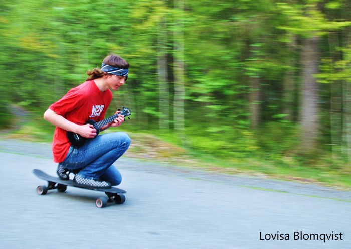 Totally speeded of the tunes!. Foto: Lovisa Blomqvist. Åkare: Dennis Asplund.