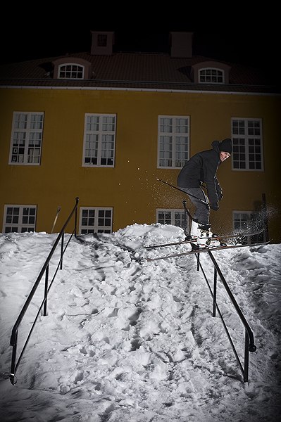 Jag och Erik på kvälls session , hornsbergskyrka. Foto: Niklas Sundin. Åkare: Erik Signarsson.
