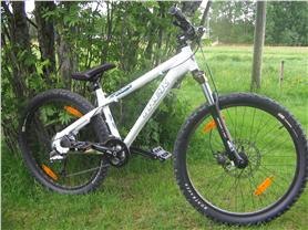 det här e min cykel. Foto: Joel Jansson. Åkare: Jag så klart.