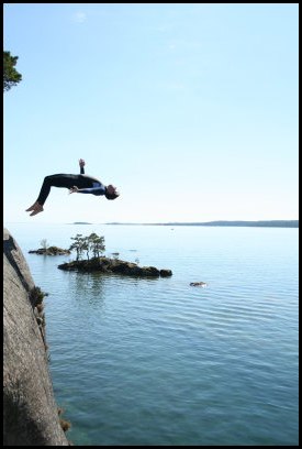 Känner på luften från sisådär 10m :). Foto: Jonas Frid. Åkare: Mattias Nilsson.