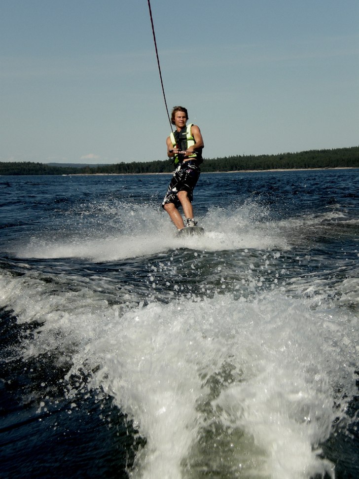Man måste ju underhålla sig på sommaren med. Foto: Nathalie. Åkare: Jag.