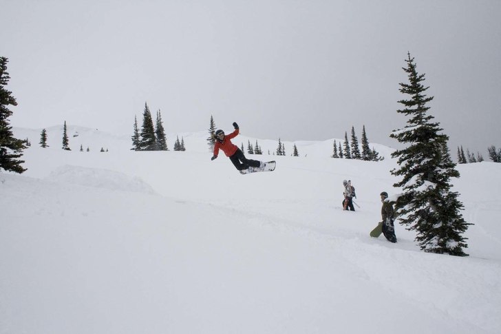 Skön noseplant sekunden efter... Blodspott, euuh.. Foto: Jens Andersson. Åkare: Frida Lundin.