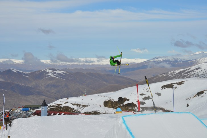 Völkl NZ freeski Open 2010. Foto: Anders Günther. Åkare: Russ Henshaw.