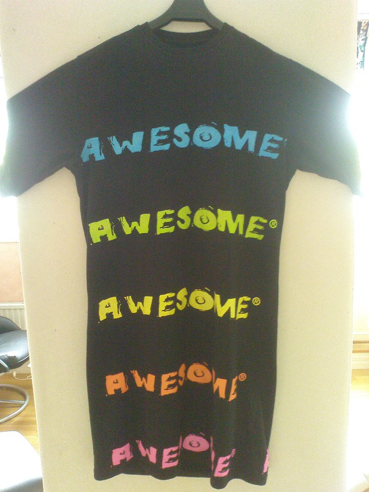 Awesome talltees till salu. Foto: mackan. Åkare: BIGBIG.