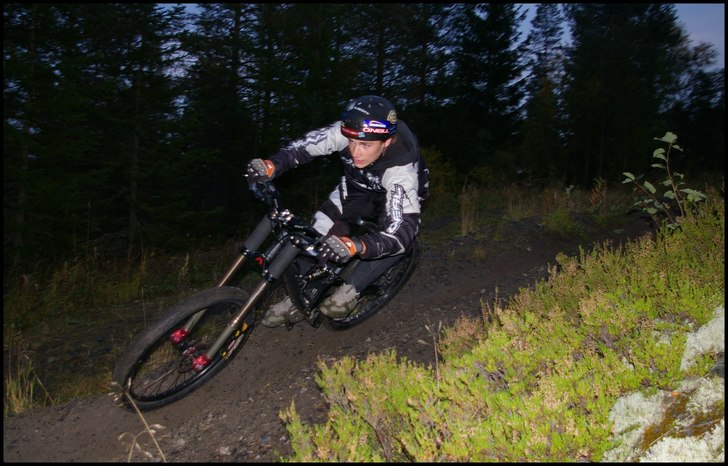 Foto: jonatan landström. Åkare: tomas kristoffersson.