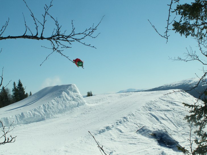 Var i bräcke och fota! . Foto: Petter Persson. Åkare: -ll-.