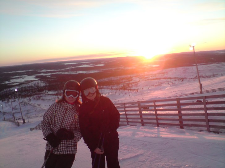 Foto: Evelina. Åkare: Fanny och Liv.