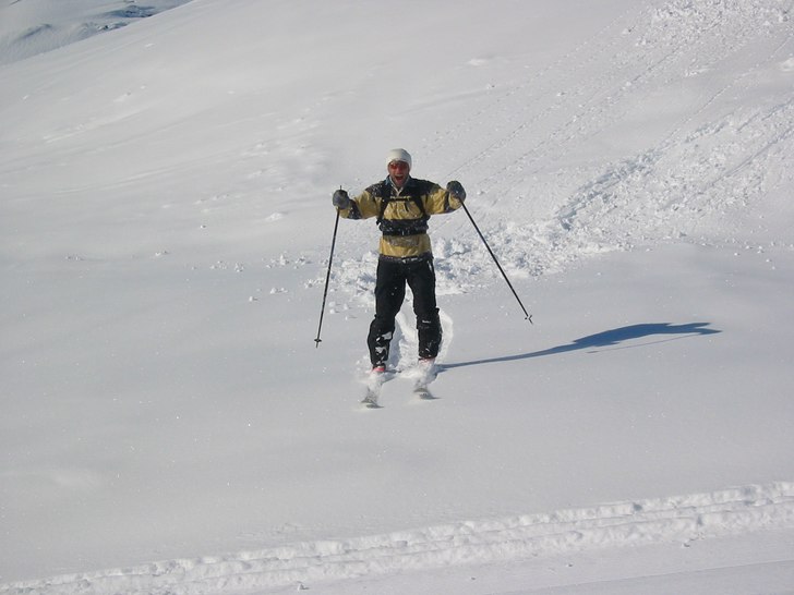 Lite nysnö räddar dagen.. Foto: Morgan Näslund. Åkare: Wangler.