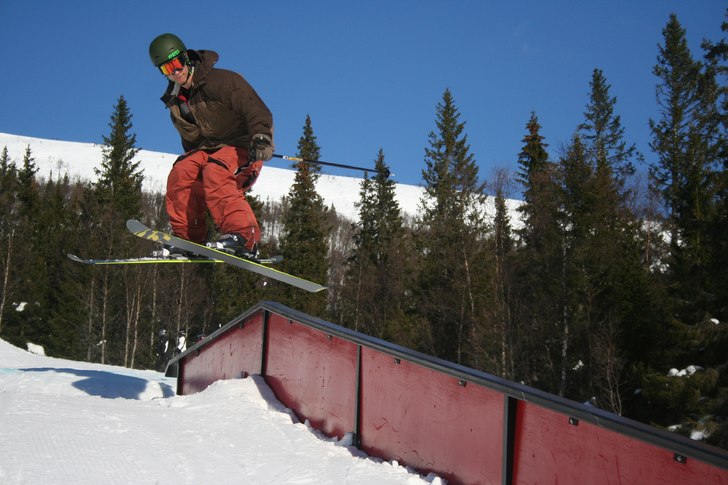 kör lite rails på en solig dag.. Foto: Fredrik Eriksson. Åkare: Kenneth Jonsson.