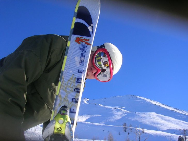 Sista förberedelserna för ännu en topptur!. Foto: Ola Melin. Åkare: Johan Hallberg.