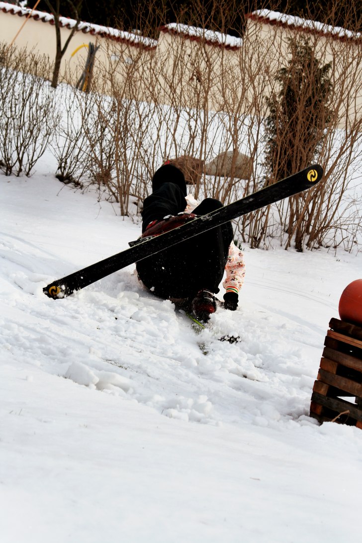 en mindre lyckad session. 
. Foto: Carl Lundborg - skärgårdsguiden.se -. Åkare: Anton Villberg.