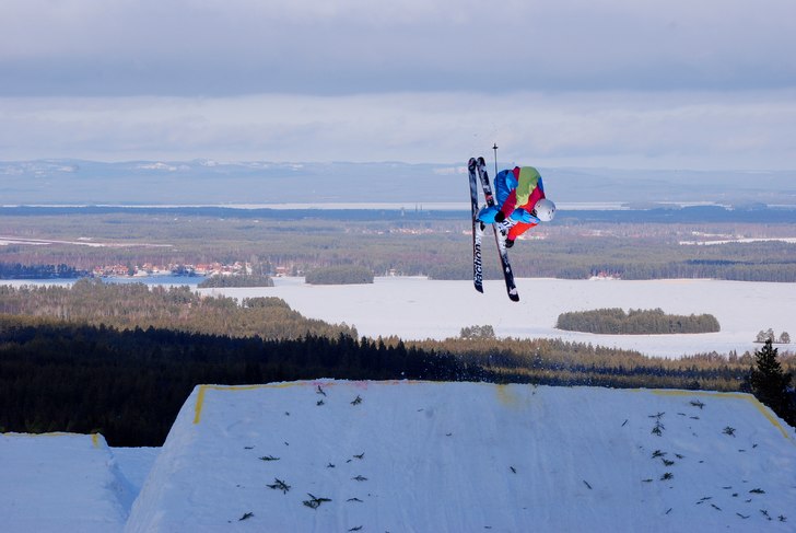 sittandes cork 3 i overall 08. Foto: Simon Lindberg. Åkare: Daniel jönsson.