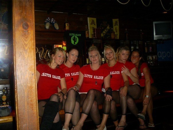 Jenny, Madde, Lulle Jossan & jag - en dag när. Foto: Emily Granell.