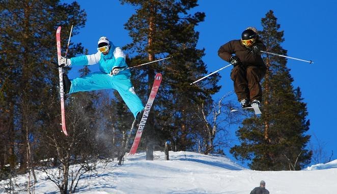 Vackert ! . Foto: Oskar Bakke. Åkare: Sebastian Johansson och Emil Dahlberg.