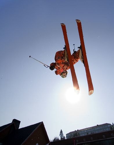 hehee sjöön sol i bakgrunden... annars märklig . Foto: ???. Åkare: Jag.