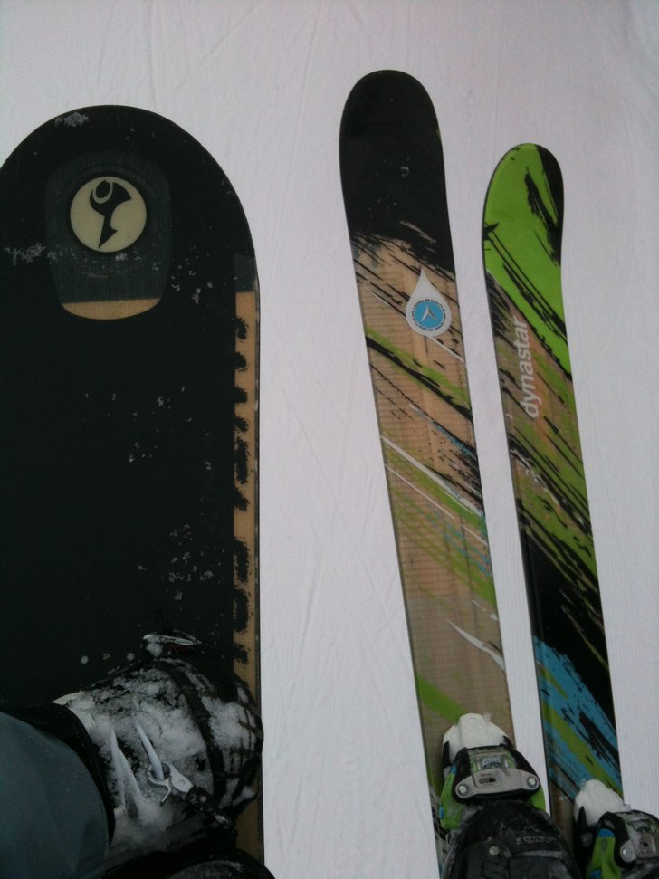 Foto: Olof Karlsson. Åkare: Santa Cruz & Dynastar.