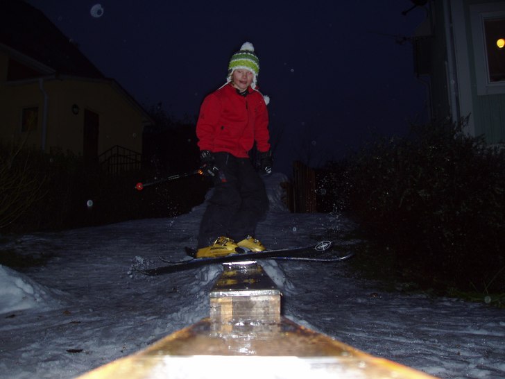 RAIL.. Foto: Isak Riabacke. Åkare: Måns bertz wåGstRöm.