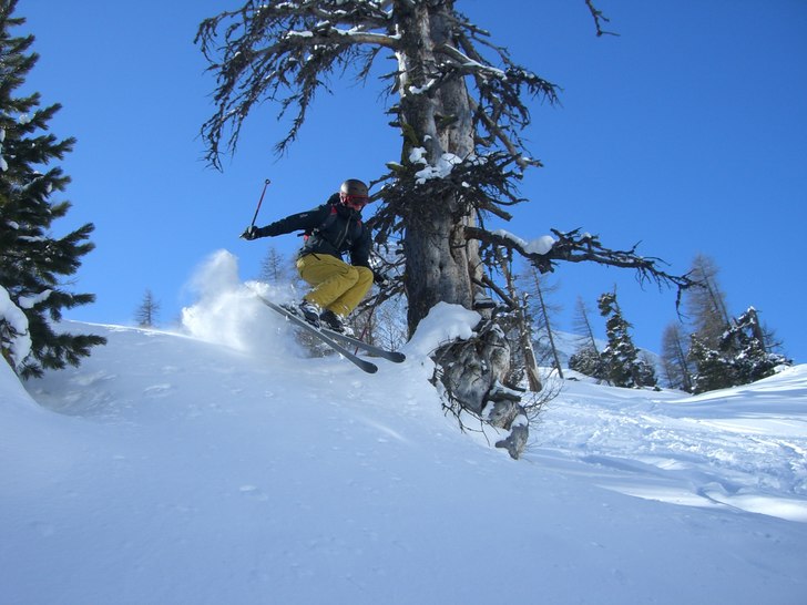 Hopp!. Foto: Simon Carlsson. Åkare: Joakim Carlsson.