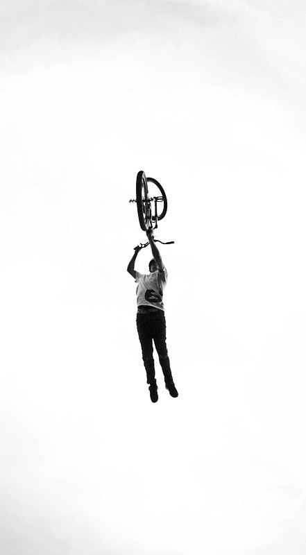 Superman seatgrab. Foto: Mathias Lindkvist. Åkare: Patrik Wikström.