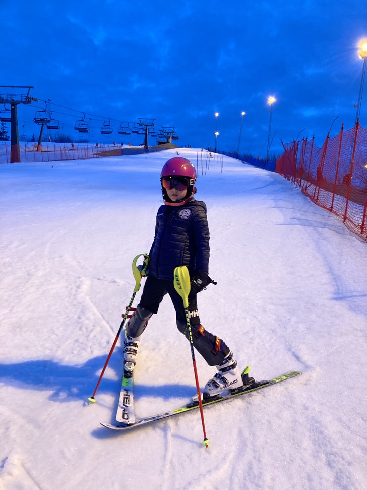 Laddad på start. Träning för Huddinge SK U10.