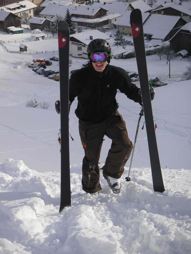 går upp till vår enorma kicker efter hopp. Foto: anna. Åkare: Christian Löfstrand.
