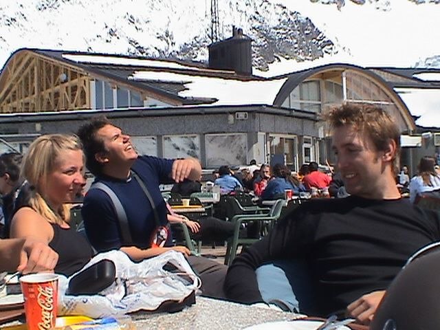 En fin dag i solen med fransk vänner. Foto: Jeremy. Åkare: marte, olof o olsa.