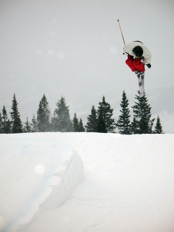 Foto: Lee. Åkare: Douglas Broström.