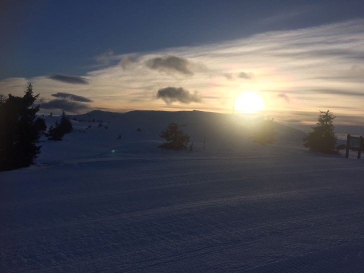 Vestsideheisen går hver dag!
Vestsideheisen går .