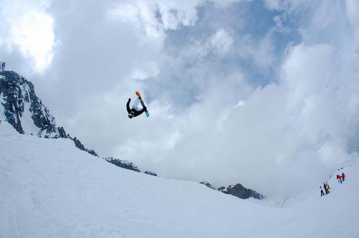 En stooor backflip sista åket ner.. Foto: Jonas Sjödin. Åkare: Daniel Mattson.