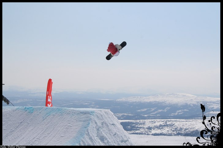 100-meters hoppet under freeride veckan.. Foto: Petter Persson. Åkare: -ll-.