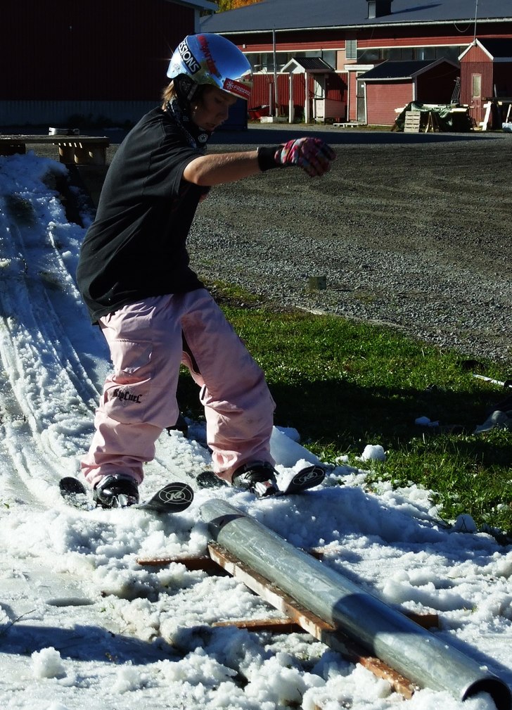 Foto: Emil Sjödin. Åkare: Anton Möller- Andersen.