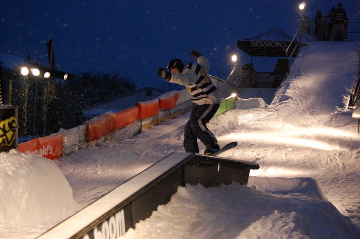 jag under Sundsvalls Railstyle tävling. Nr 80. Åkare: Fredrik Lindskog.