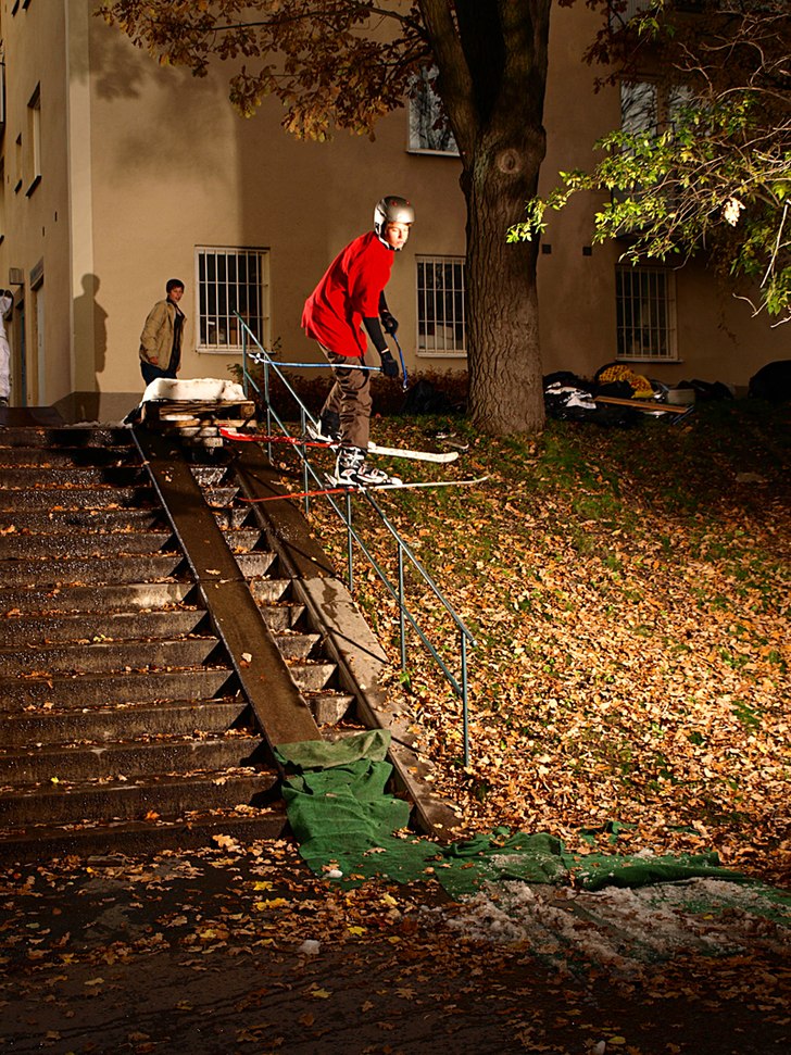 Sjukt skön handrailsesh, dock lite för lätt rä. Foto: Alexander Runhellen. Åkare: Anton Lundborg.