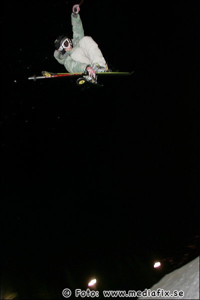 mute å snurrr. Foto: adam frisells farsa. Åkare: simon bäckman.