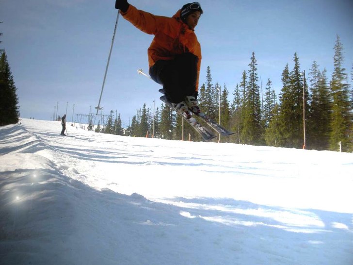 en av mina första grabs som jag gjorde i sälen, . Foto: Andreas. Åkare: Simon.