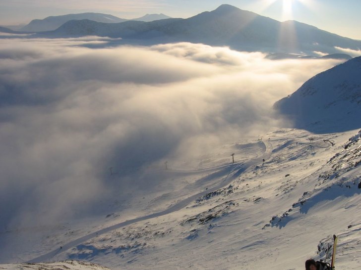 Tagen under en topptur en fin dag över molnen!. Foto: Lars Andreasson. Åkare: En hel bunt.