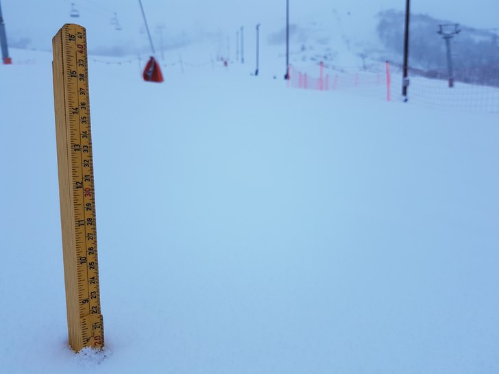 Onsdag 30/11
20 cm med snø inatt og mykje meir er.