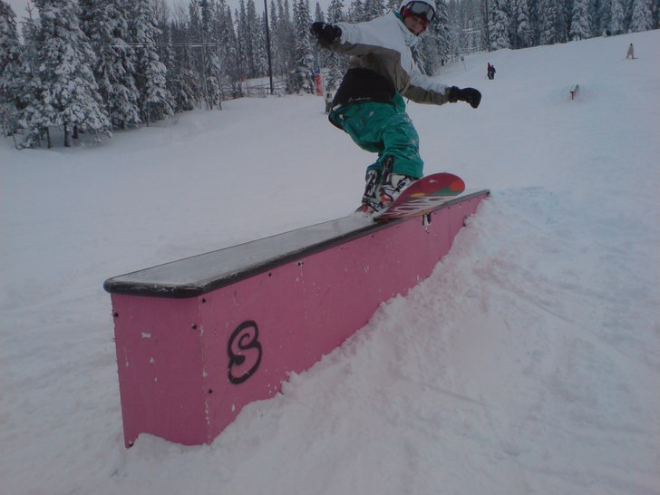 Foto: Sebastian Hjälmeby. Åkare: Alexander Hjälmeby.