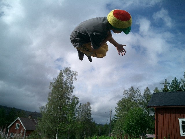 Clean bild. Foto: Jesper Ahlén. Åkare: Joakim Skålander.