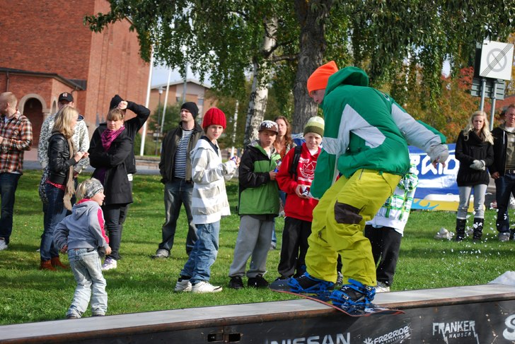 Make it happen railjam igen :). Foto: Hanna S. Åkare: Chrille Guldbrandsen (jag).
