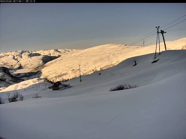 Åpent hver dag i påsken!
15-20 CM PUDDERSNØ I D.