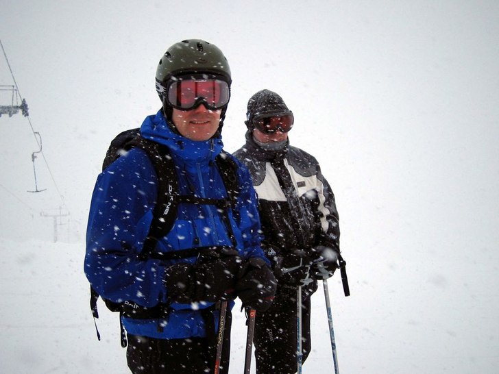Lite paus innan vi väljer ravin. Foto: Mats Rosén. Åkare: Roger Lindfors Micke Ljungwirth.