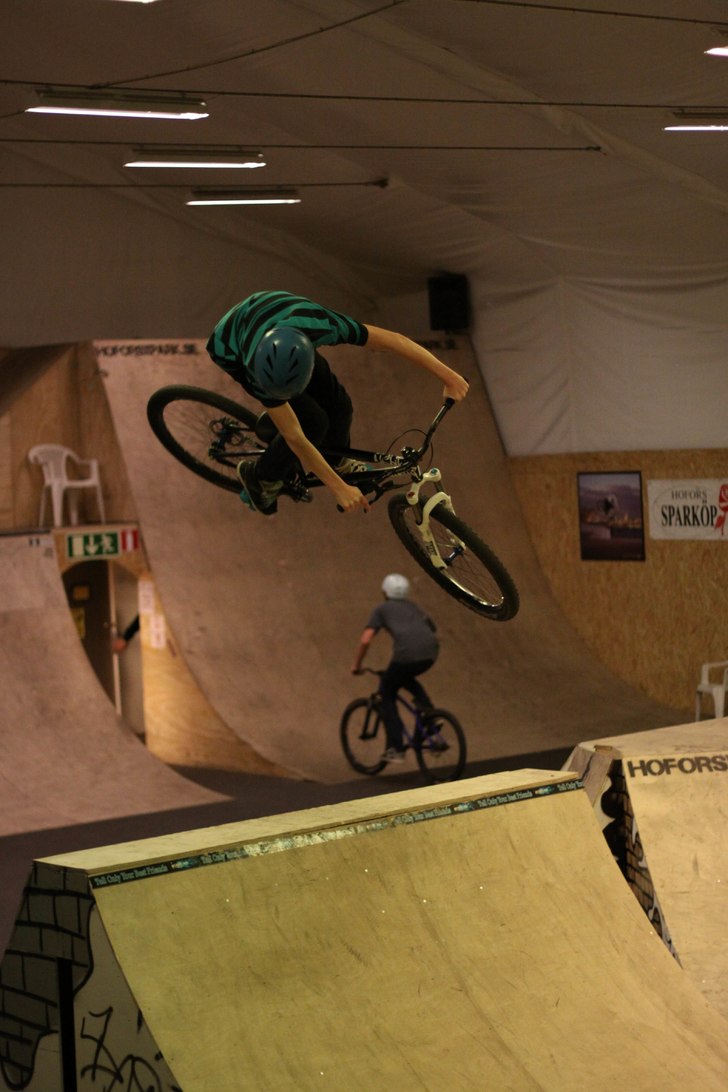 3a spine. Foto: axel parke. Åkare: anton thelander.