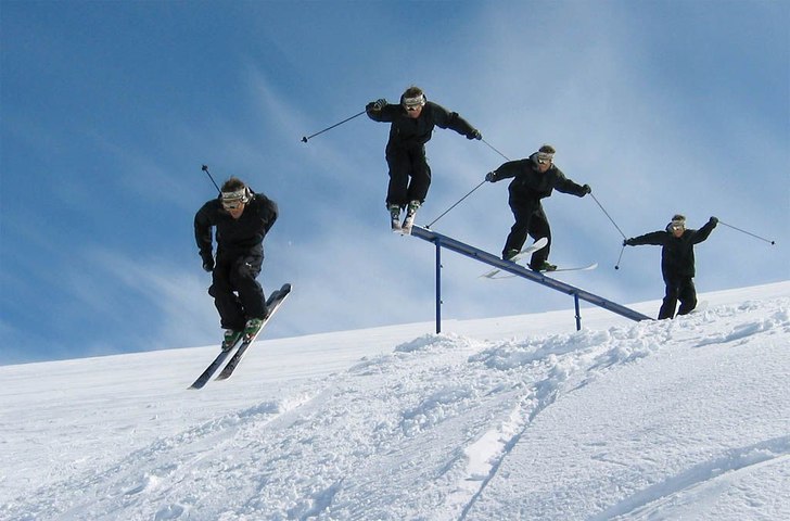 Midtsommer på Stryn, sol, snø og gode vibber!
E. Foto: Are Tallaksrud. Åkare: Elling Starrem.