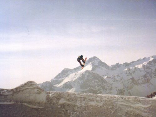 Innan Bettaforca-liften finns en skön ravin. En p. Foto: Johan Richloow. Åkare: David Karlsson.