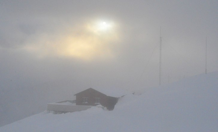 Stengt...
Dessverre stengt i dag, grunnet regn, d�.