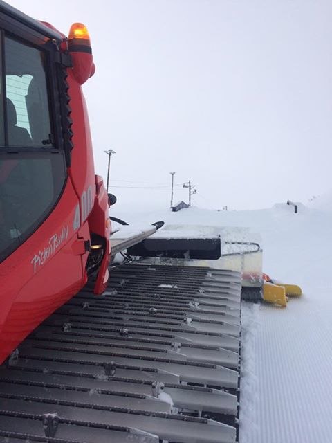 God torsdag fra Vierli!
Noen få cm med nysnø kom.