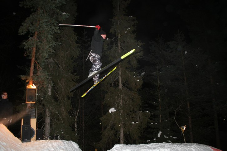 Hoppet testas. Foto: Jag. Åkare: Nicke E.